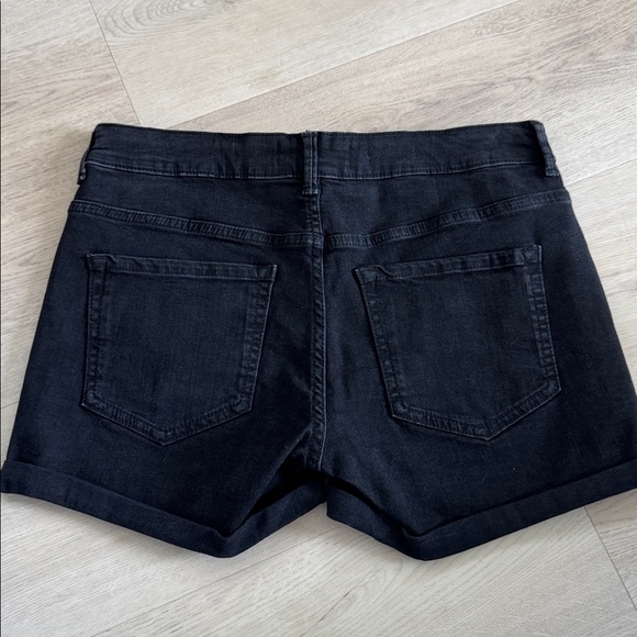 Mango Shorts🆕 - Picture 7 of 7